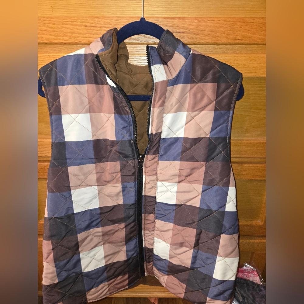 Plaid Quilted Vest with Zip Closure